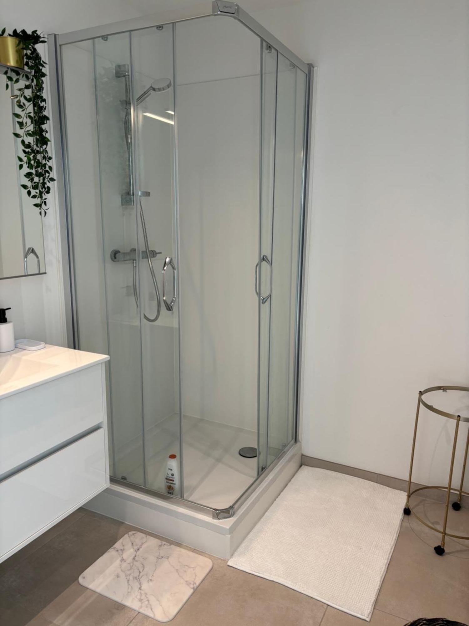 2 Bedrooms Luxury Apartment - Guillemins Liege Luaran gambar