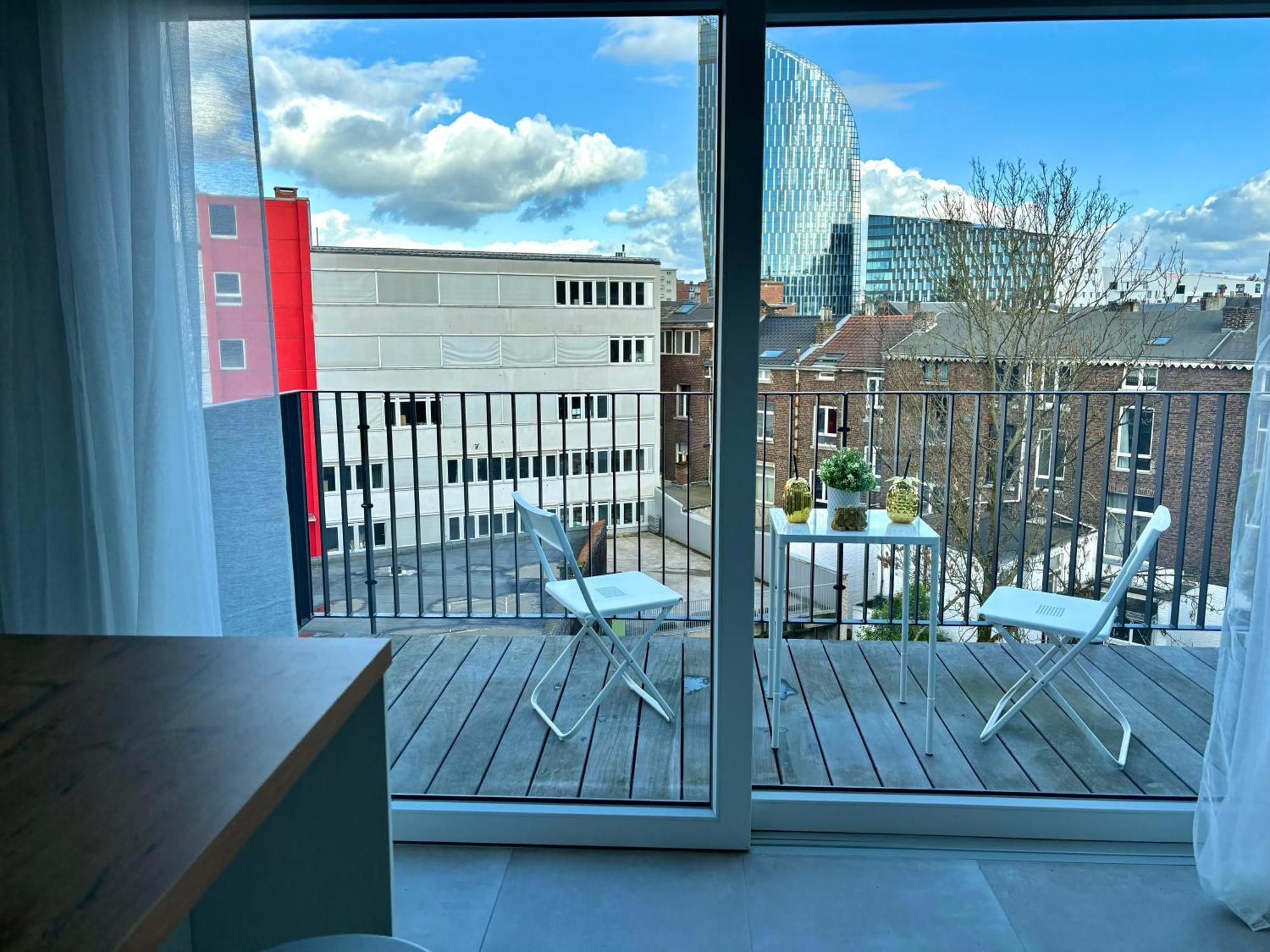 2 Bedrooms Luxury Apartment - Guillemins Liege Luaran gambar